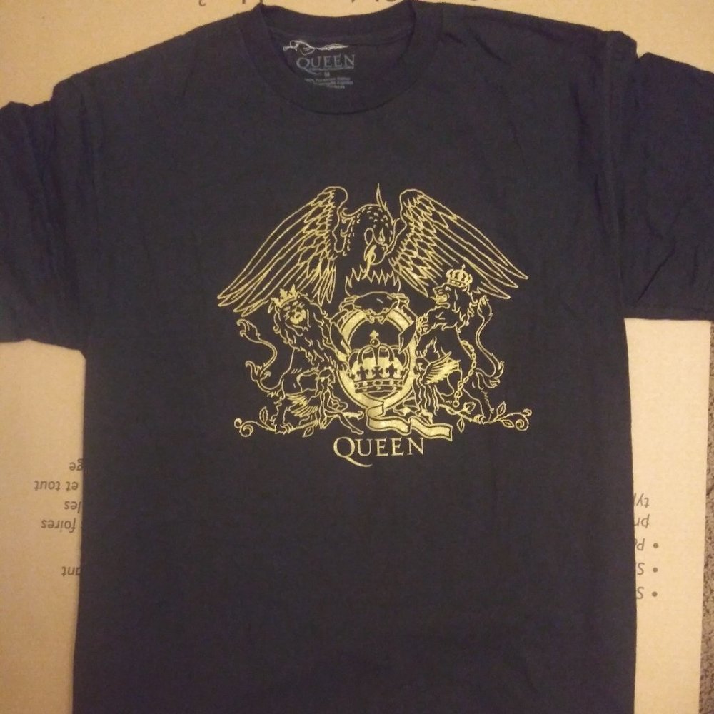 Queen Logo Vintage T-Shirt Rock (Size Medium) NEW